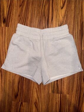 Women’s Light Gray Lounge Shorts - Unbranded